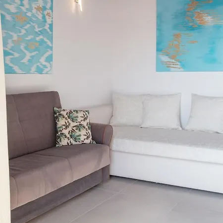 Ibiscus Down Town Location Myconos Μεγάλη Άμμος